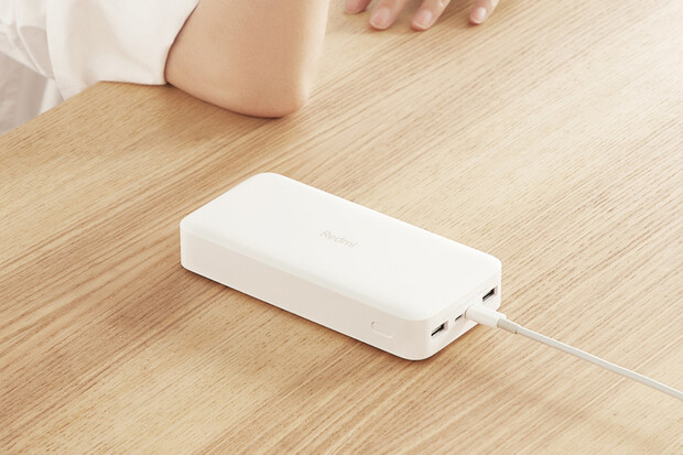 Redmi nepřestává udivovat: odhalilo funkcemi nabitou powerbanku s cenou pod dvě stovky