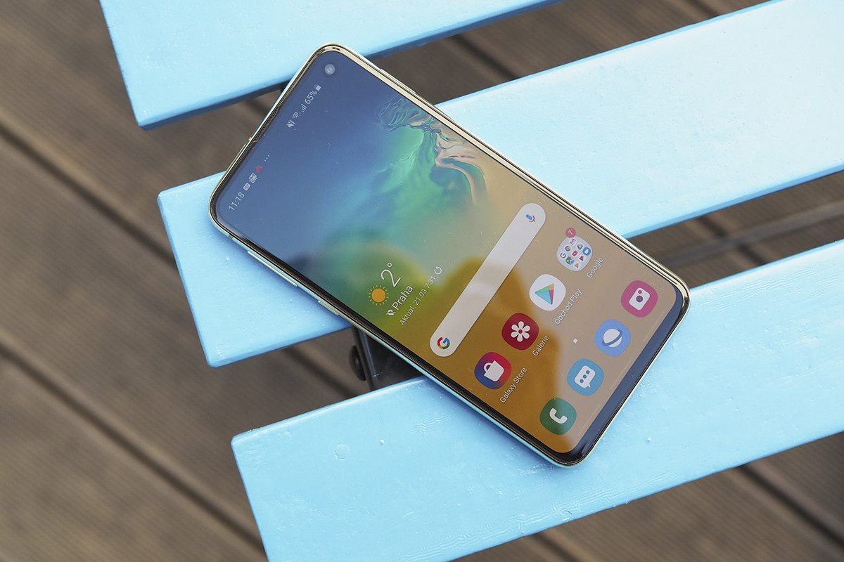 Nástupce Samsungu Galaxy S10e? Možná to bude základní Galaxy S22 - Vimarsana News