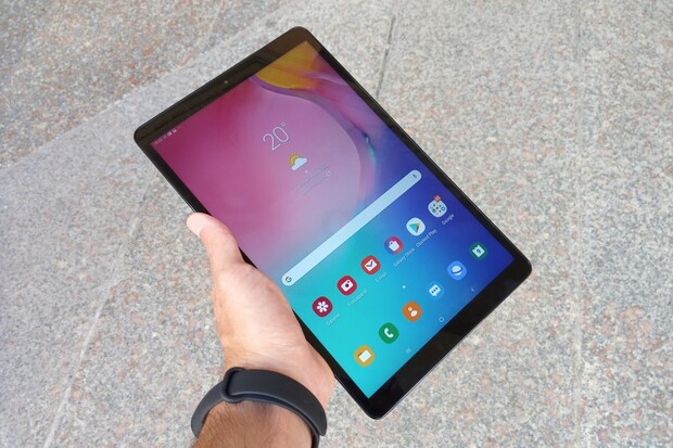 Chystaný tablet od Samsungu očaruje 14,6" OLED displejem se 120 Hz a 45W nabíjením