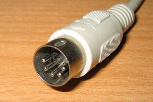 10 konektorů, které vypadaly nesmrtelně, ale dnes už si na ně nikdo nevzpomene