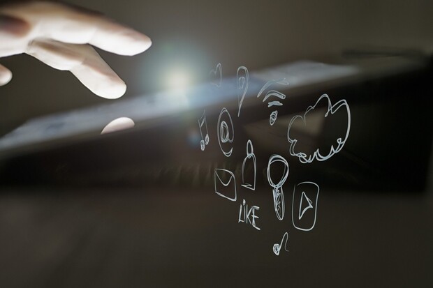 Hesla už nebudou potřeba, u Googlu využijeme otisky prstů