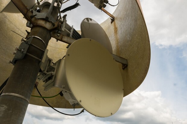 Podívejte se, kam všude lze schovat vysílače pro mobilní telefony 