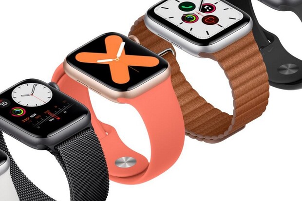 Známe české ceny Apple Watch. Na titan si nechte zajít chuť