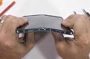Crashtest Samsungu Galaxy Fold žádné překvapení nepřináší