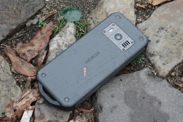 Nokia 800 Tough
