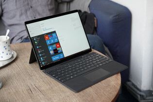 Microsoft Surface Pro X 