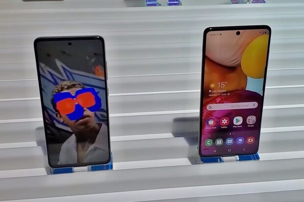 Vyzkoušeli jsme budoucí bestseller Samsung Galaxy A51