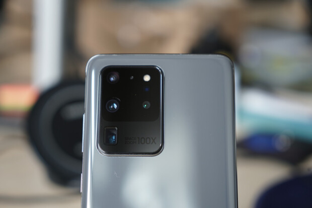 Poslední aktualizace řady Galaxy S20 vylepšuje autofocus fotoaparátu