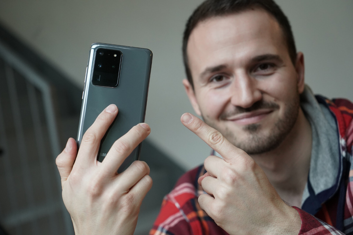 Samsung Galaxy S20 Ultra 5G Se Prod v Mnohem L pe Ne Se O ek valo