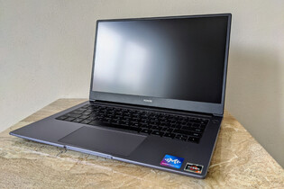 Ultrabook Honor MagicBook a sluchátka Magic Earbuds právě startují v předprodejích