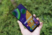 Recenze Samsung Galaxy M21 – Když obří baterie neznamená mamutí výdrž