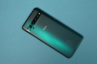 TCL 10 Pro 