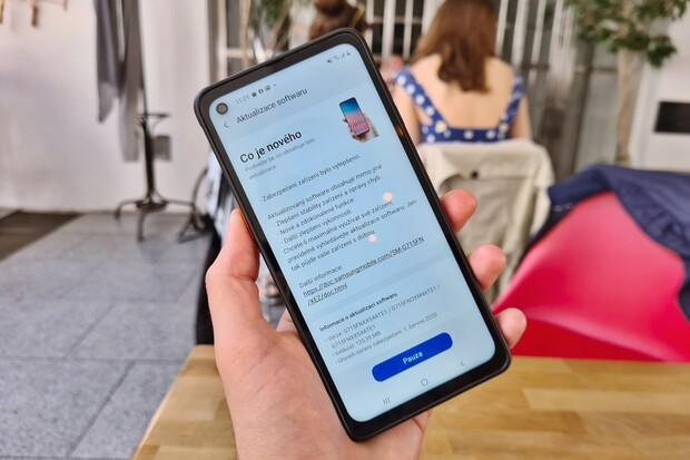 Samsung možná urychlí aktualizace. Plánuje jednotný firmware pro celou Evropu