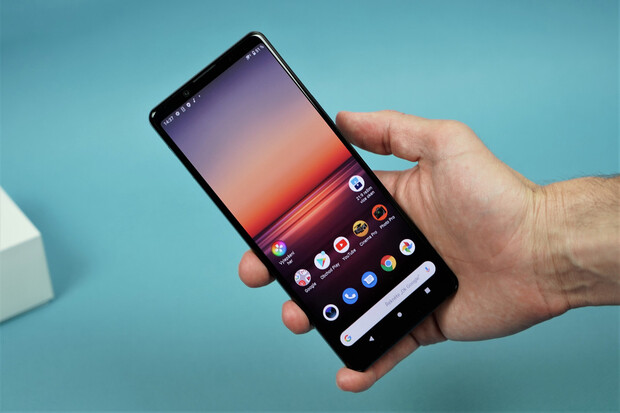 Vlajková Sony Xperia 1 II v redakci. Nenechte si ujít naše první dojmy a unboxing