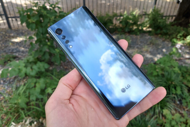 LG Velvet získává aktualizaci s Androidem 11