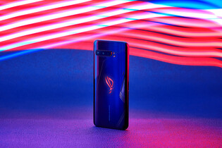 ASUS ROG Phone 3 se chlubí 144Hz displejem. Zvládne však až 160 Hz