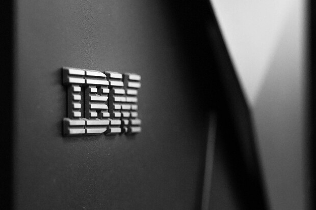 Samsung si plácl s IBM. Bude pro něj vyrábět speciální 7nm čipy