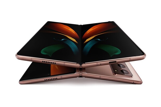 15 vteřin se Samsungem Galaxy Z Fold2. Na co vše bude lákat?