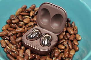 Samsung spouští akci Galaxy Week! K novému telefonu přibalí stylová Buds Live zdarma