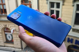 V redakci jsme přivítali Motorolu Moto G 5G Plus s 6 fotoaparáty