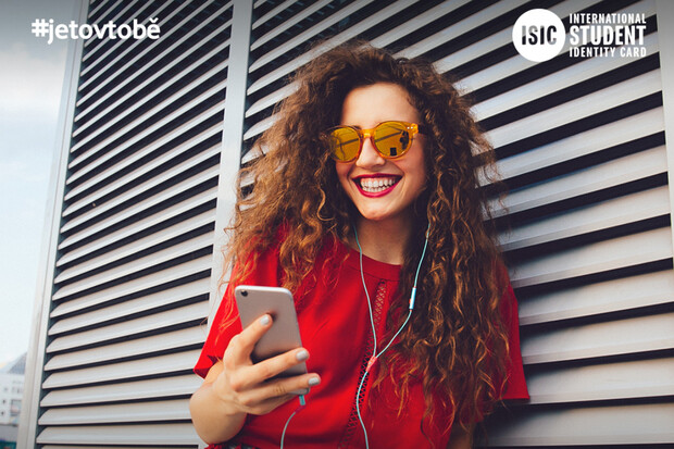 Studenti získají od Vodafonu za 599 korun neomezná data, volání i SMS