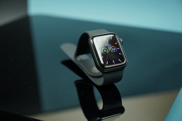 Jak budou vypadat Apple Watch 7? Hrany již nebudou zakřivené