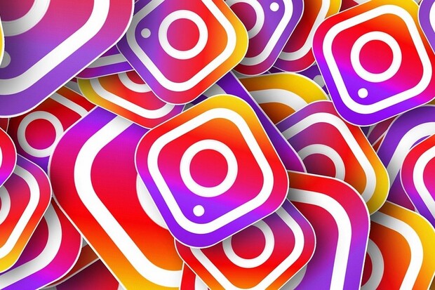 Instagram slaví 10 let. Aktivně ho používá miliarda uživatelů po celém světě