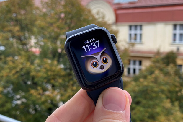 Na kterých Apple Watch (ze zahraničí) vám bude fungovat eSIM od operátora T-Mobile?