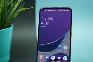 OnePlus Turbo poprvé v benchmarku. Odhaluje Snapdragon 8s Gen 4 a obří baterii