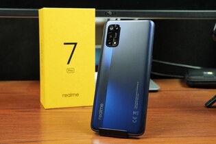 Využijete menší slevu? Realme 7 Pro na českém trhu zlevňuje