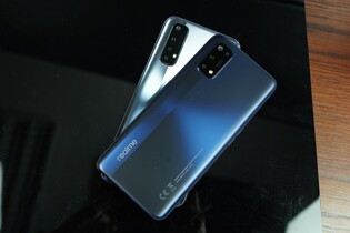 S operátorem BLESKmobil můžete při nákupu nového telefonu ušetřit až 45 % 