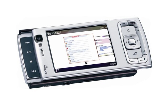 Nástupce legendární Nokie N95 měl být mutlimediálním monstrem. Bohužel nedorazí