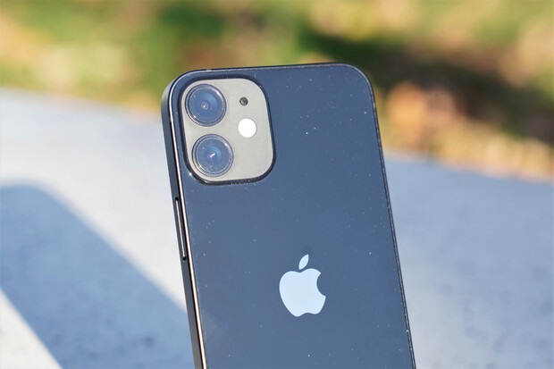 Apple iPhone 12 mini 