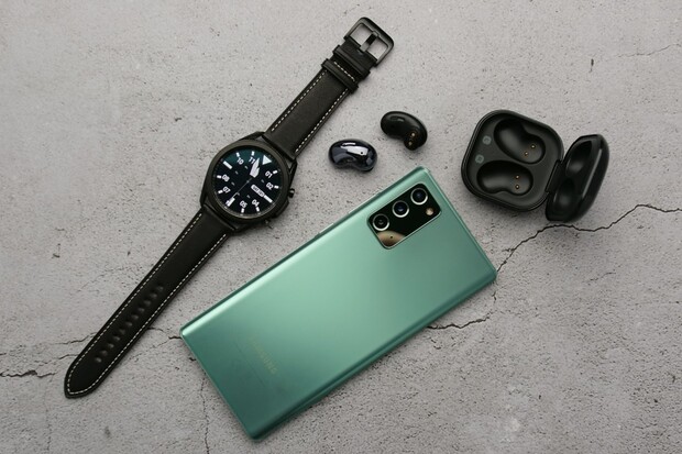 Poslední šance: Samsung smartphony a hodinky se slevou až 10 tisíc