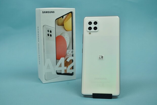 Samsung Galaxy A42 5G získává nejnovější bezpečnostní záplaty