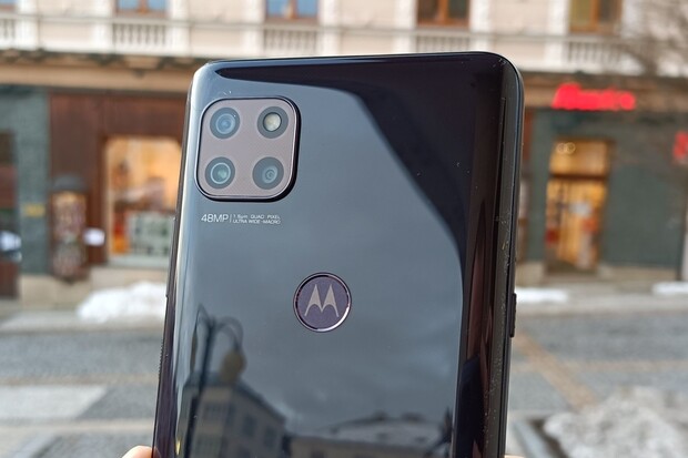 Motorola Moto G30 bude lákat na velkou baterii a 4 fotoaparáty