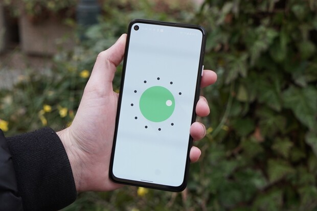 Google Pixel 4a se loučí. Google ukončil jeho podporu