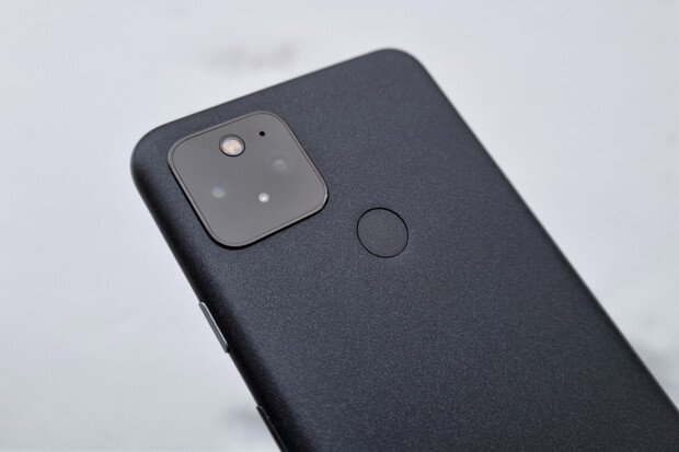 Skládací telefon od Googlu? Pixel Fold byl minimálně odložen