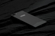 Carbon 1 MK II je nejlehčím 6" telefonem na světě s monokokem z uhlíkových vláken