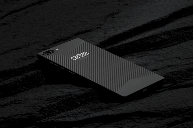Carbon 1 MK II je nejlehčím 6" telefonem na světě s monokokem z uhlíkových vláken