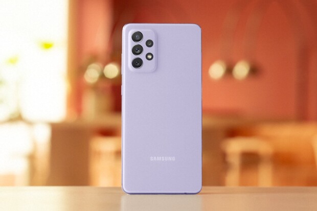 Samsung Galaxy A52 je tady. S novou službou vás vyjde jen na 246 Kč měsíčně