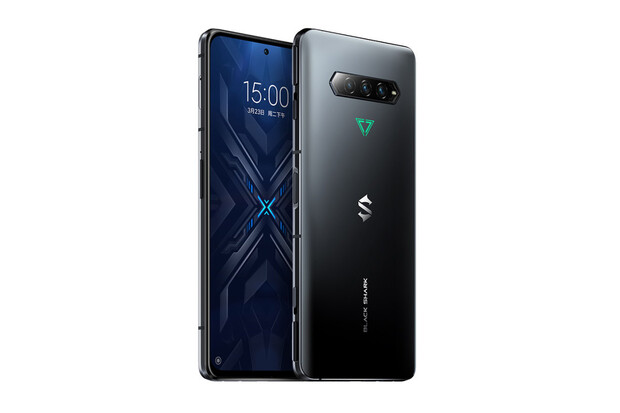Herní monstrum Xiaomi Black Shark 4 Pro má Snapdragon 888 a nabije se za 15 minut