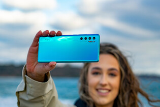 Novinky od TCL lákají na velký displej, podporu 5G i čtyřnásobný zadní fotoaparát