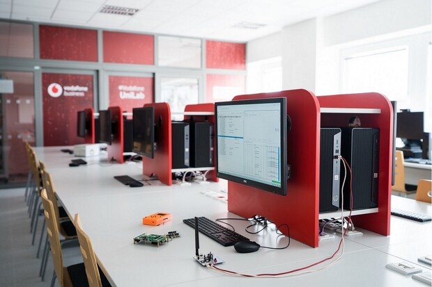 Jak Češi vnímají osobní data a komu důvěřují? Odpověď přináší Vodafone