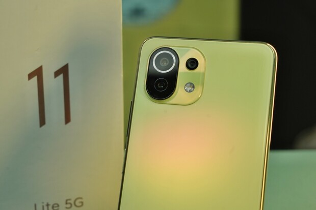 T-Mobile v červnu k telefonu Xiaomi přibalí druhý jako dárek