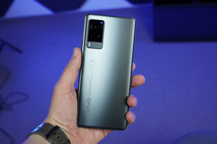 Skvěle vybavené a k tomu stylové! Jaké jsou naše první dojmy z Viva X60 Pro? 