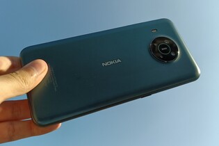Nokia X10