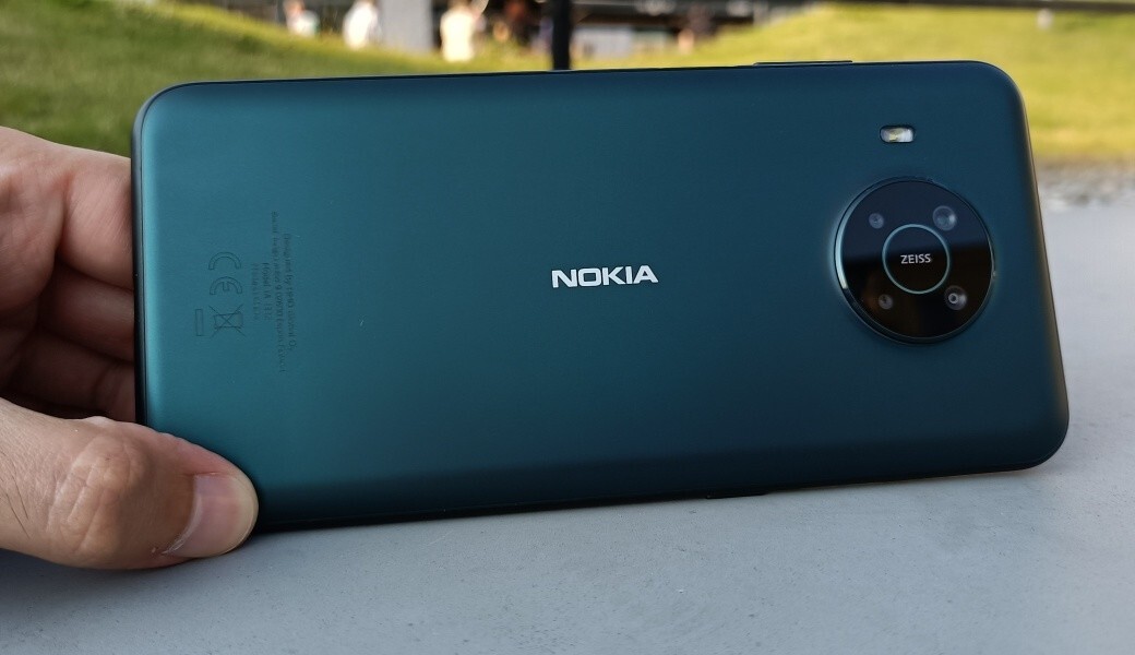 Nokia X10