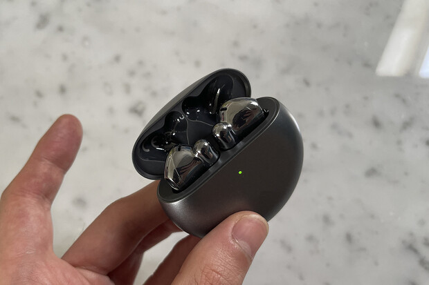 Nová sluchátka FreeBuds 4 od Huawei ve slepém testu porazila AirPods i Galaxy Buds Live