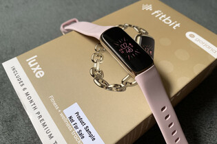 Fitbit Luxe